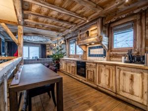 Appartement Courchevel, 6 pièces, 6 personnes - FR-1-613A-34