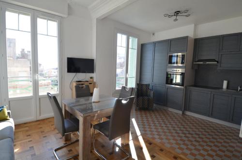 Appartement d'époque rénové 4 personnes quartier Libération / Nice