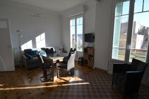 Appartement d'époque rénové 4 personnes quartier Libération / Nice