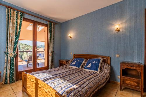 Appartement d'une chambre a Banyuls sur Mer a 700 m de la plage avec vue sur la ville piscine partagee et jardin clos
