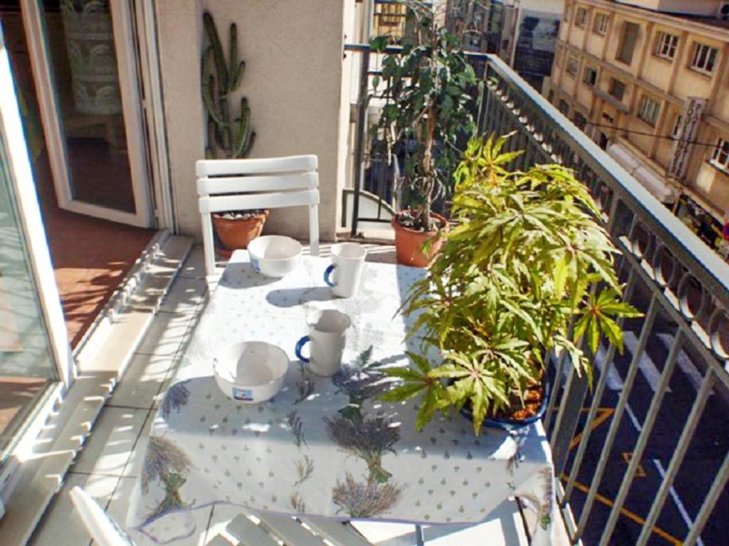 Appartement Appartement d'une chambre a Cannes a 300 m de la plage avec vue sur la ville balcon et wifi 54 rue Georges Clemenceau 06400 Cannes