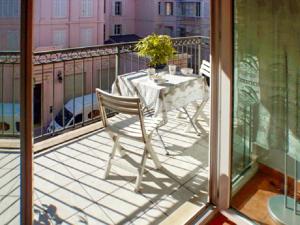 Appartement d'une chambre a Cannes a 300 m de la plage avec vue sur la ville balcon et wifi
