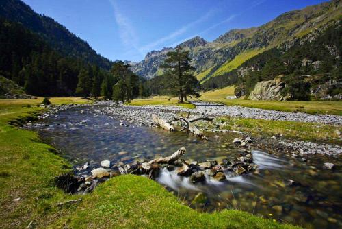 Appartement d'une chambre a Cauterets a 100 m des pistes avec wifi