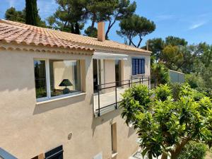 Appartement d'une chambre a Hyeres a 800 m de la plage avec piscine privee jardin clos et wifi