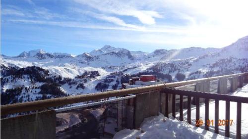 Appartement d'une chambre a La Plagne Aime 2000 a 10 m des pistes avec vue sur la ville et terrasse amenagee