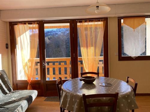 Appartement d'une chambre a Montferrier a 100 m des pistes avec balcon amenagea