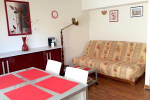 Appartement d'une chambre a Saint Aygulf a 30 m de la plage avec jardin clos et wifi