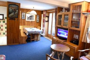 Appartement d'une chambre a Val d'Isere a 10 m des pistes avec vue sur la ville et wifi