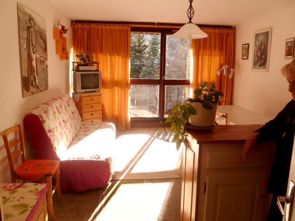 Appartement Appartement d'une chambre avec balcon a Enchastrayes Le Supersauze 04400 Enchastrayes