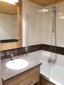 Appartement d'une chambre avec balcon amenage et wifi a Risoul