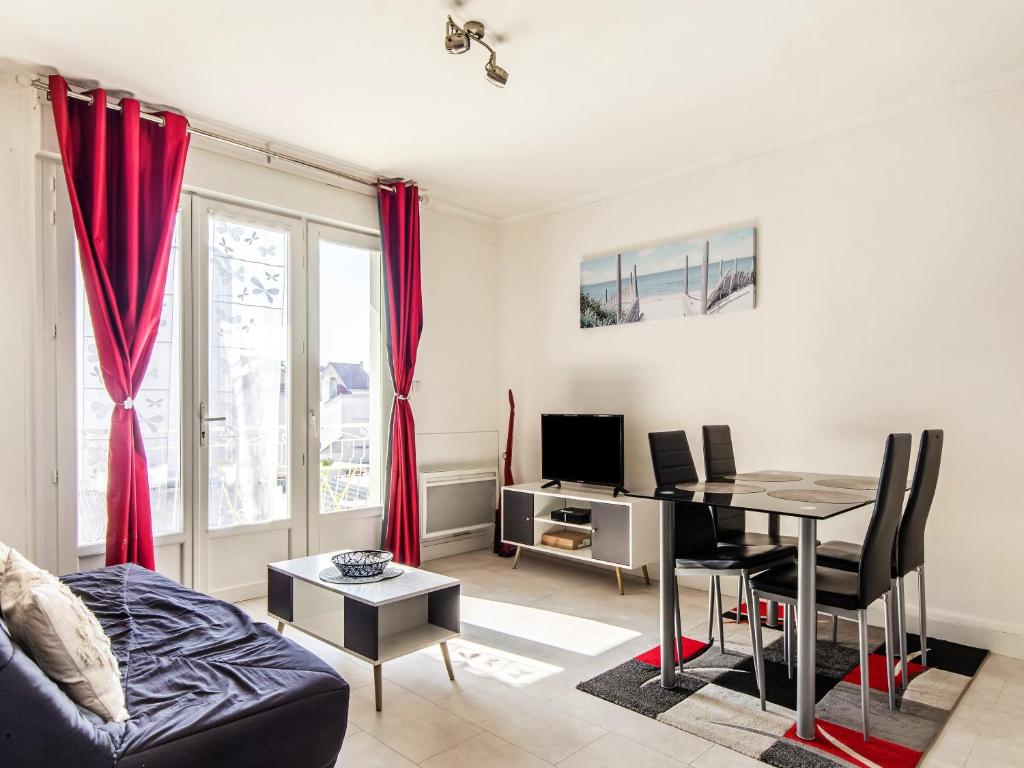 Appartement d'une chambre avec balcon et wifi a Saint Jean de Monts 45 Avenue de la Mer, 85160 Saint-Jean-de-Monts
