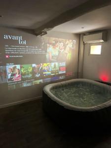 Appartement d'une chambre avec jacuzzi terrasse et wifi a La Colle sur Loup a 7 km de la plage