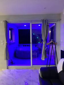Appartement d'une chambre avec spa terrasse et wifi a Fenay