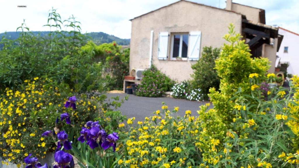 Appartement d'une chambre avec terrasse amenagee et wifi a La Roquette sur Siagne a 5 km de la plage 61 Chemin des Roques, 06550 La Roquette-sur-Siagne