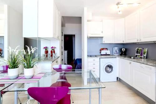 Appartement d'une chambre avec vue sur la mer terrasse amenagee et wifi a Theoule sur Mer