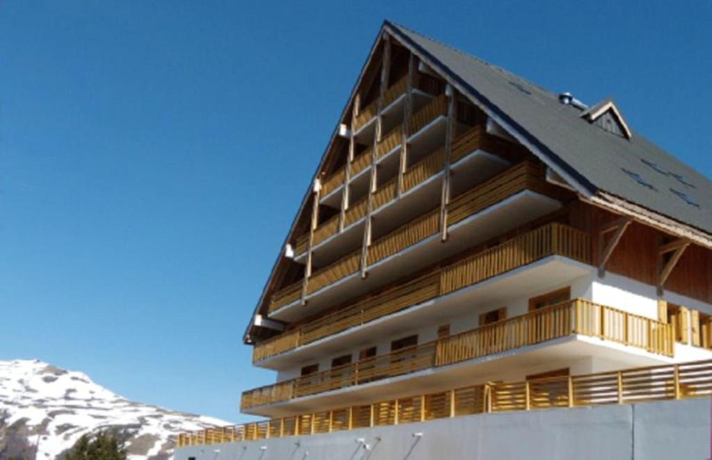 Appartement Appartement d'une chambre avec vue sur le lac balcon amenage et wifi a Besse et Saint Anastaise a 1 km des pistes 11 Route du Chambourguet Puy-de-Dôme, Auvergne-Rhône-Alpes 63610 Besse-et-Saint-Anastaise