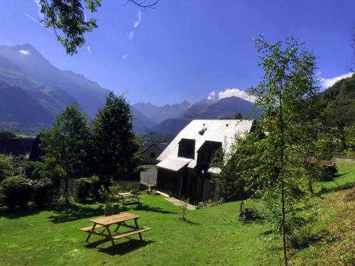 Appartement dans chalet avec jardin, vue montagne