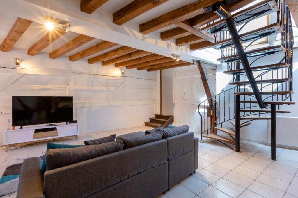 Appartement Appartement dans le centre historique de TROYES 14 Rue Turenne 10000 Troyes