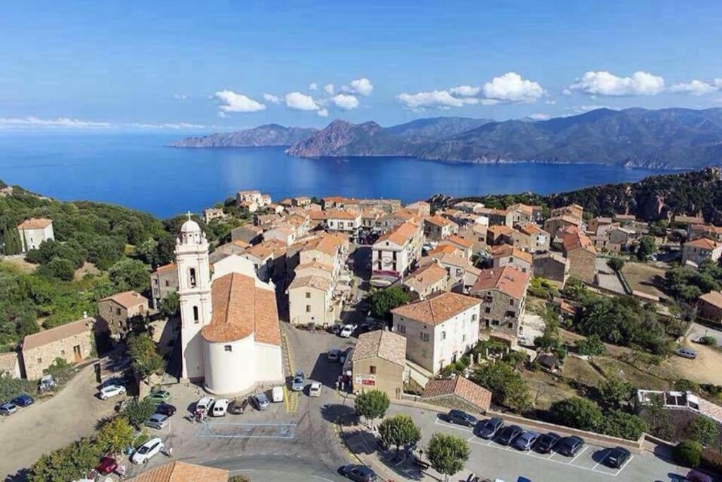 Appartement dans maison de village Place de l’ancienne perception, 20115 Piana