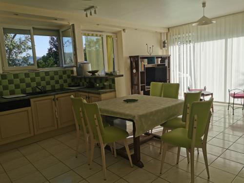 Appartement dans maison individuelle