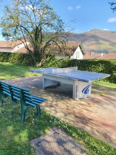 Appartement dans résidence avec piscine