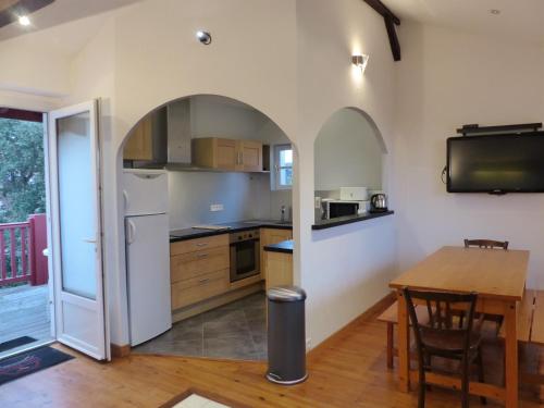 Appartement Dans Villa Aire Ona Entre Lac Et Ocean Pour 5 Personnes
