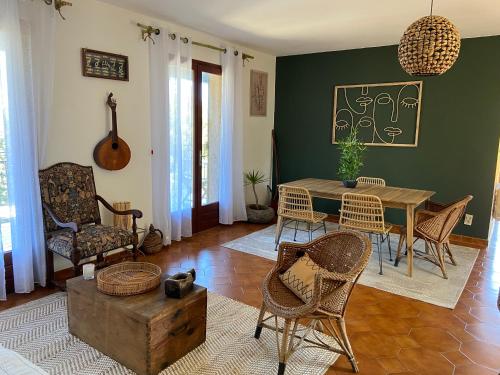 Appartement dans villa arborée