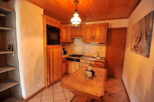 Appartement de 2 chambres a Champagny en Vanoise a 40 m des pistes avec jardin clos et wifi