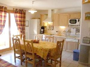 Appartement de 2 chambres a Chatel a 250 m des pistes avec terrasse amenagee et wifi