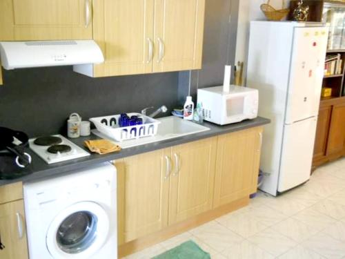 Appartement de 2 chambres a Sanary sur Mer a 300 m de la plage avec jardin clos