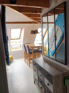 Appartement de 2 chambres a Sarzeau a 100 m de la plage avec vue sur la mer jardin clos et wifi