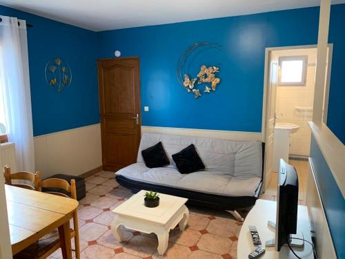 Appartement de 2 chambres avec jardin clos et wifi a Corsavy