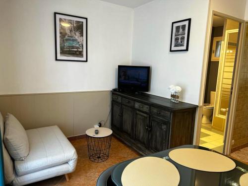 Appartement de 2 chambres avec jardin clos et wifi a Corsavy