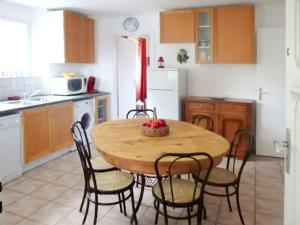 Appartement de 2 chambres avec piscine partagee terrasse amenagee et wifi a Biesheim