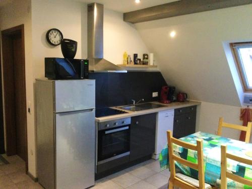 Appartement de 2 chambres avec terrasse amenagee et wifi a Lohr