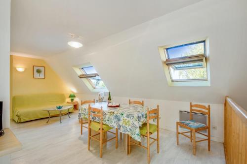 Appartement de 2 chambres avec vue sur la ville et jardin amenage a Arzon a 1 km de la plage