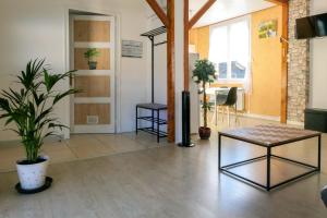 Appartement Appartement de 2 chambres avec vue sur la ville terrasse amenagee et wifi a Arinthod 21 Rue des Tilleuls Jura, Bourgogne-Franche-Comté 39240 Arinthod Franche-Comté