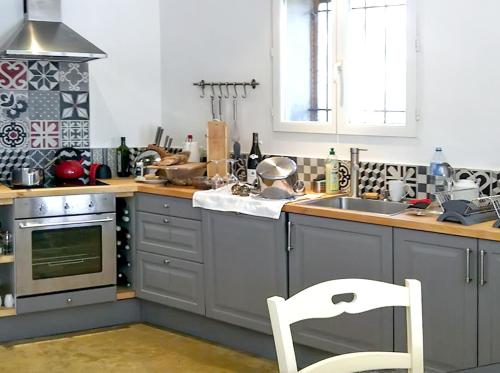 Appartement de 2 chambres avec wifi a Jonquieres