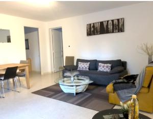 Appartement de 2 chambres avec wifi a Saint Raphael a 5 km de la plage