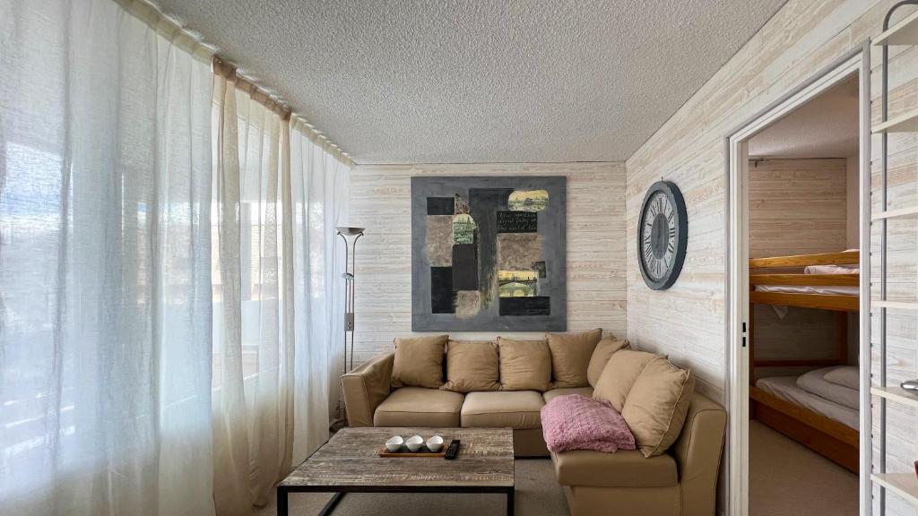 Appartement de 3 chambres a Cannes a 500 m de la plage avec balcon et wifi 06400 Cannes