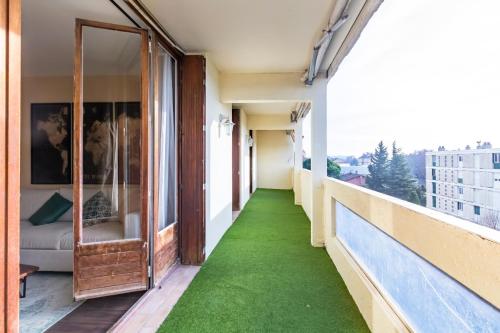 Appartement de 4 chambres avec balcon et wifi a Avignon