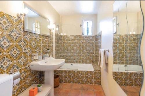Appartement de charme 2-3 pièces Croix des Gardes Croisette Plages