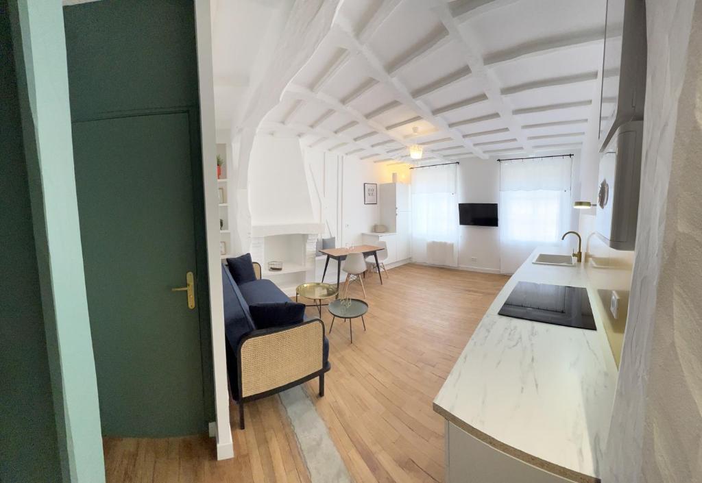 Appartement de charme, Abbaye aux Hommes de Caen 14000 Caen
