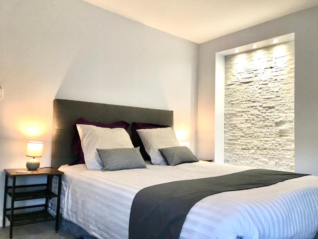 Appartement de Charme Centre Ville - WIFI 51 Rue Richedoue, 72100 Le Mans