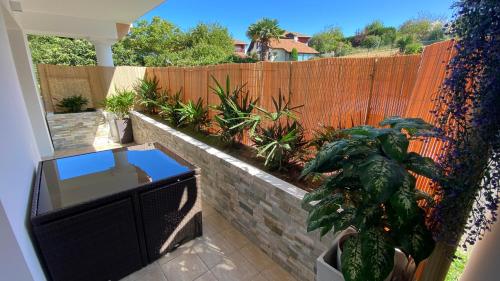 Appartement de charme, piscine, proche des plages