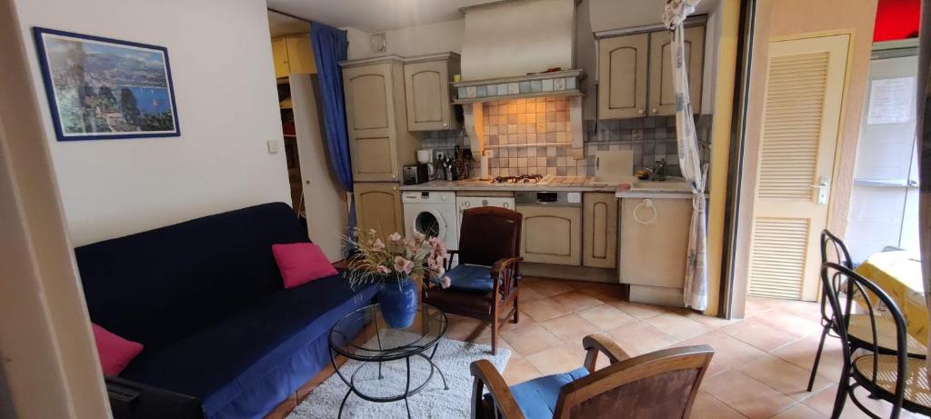 Appartement Appartement de charme rez de jardin 210 Boulevard Leader 06400 Cannes