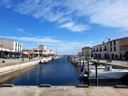 Appartement de charme sur le Port de Marseillan
