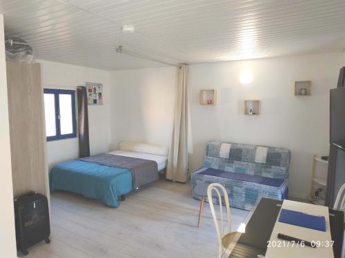 Appartement de résidence a Le Boulou centre ville-reservation nuit ou semaine pour 2 adultes-2 enfants - Hébergement de particulier - Meublé de tourisme 2 étoiles