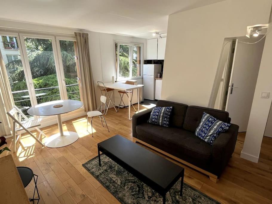 Appartement Appartement de standing calme - Paris - Métro 9 10 Rue Rochebrune 93100 Montreuil
