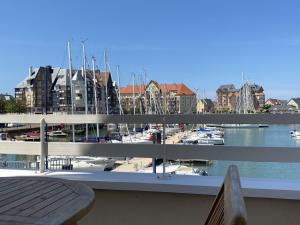 Appartement Dives-sur-Mer, 4 pièces, 6 personnes - FR-1-487-196